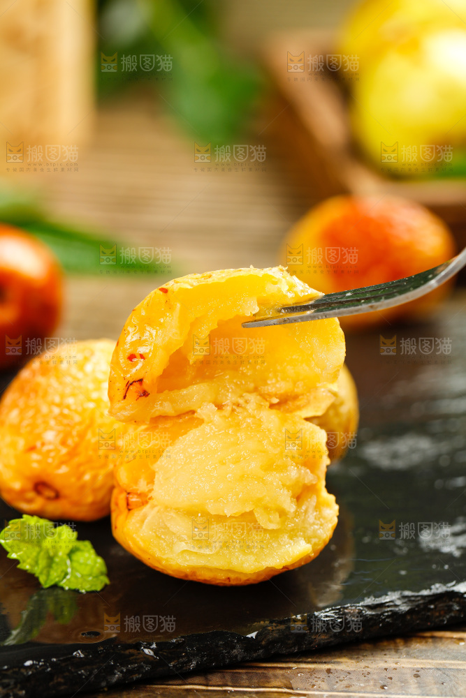 黑底上的蒸枣