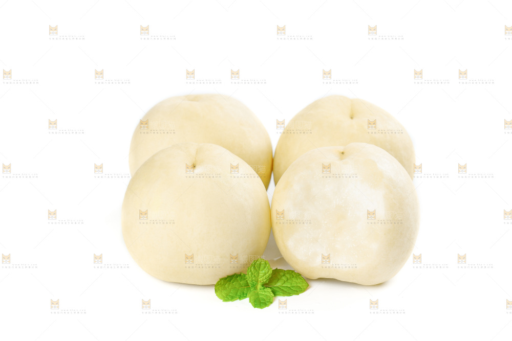 白底上一堆蒙阴白桃