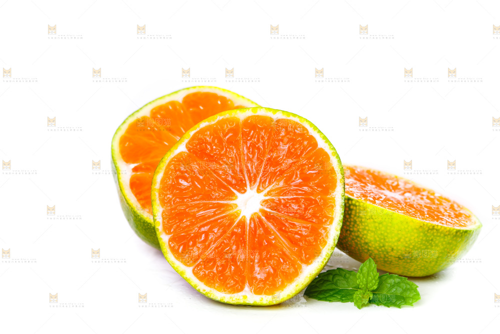 白底上的青皮蜜桔