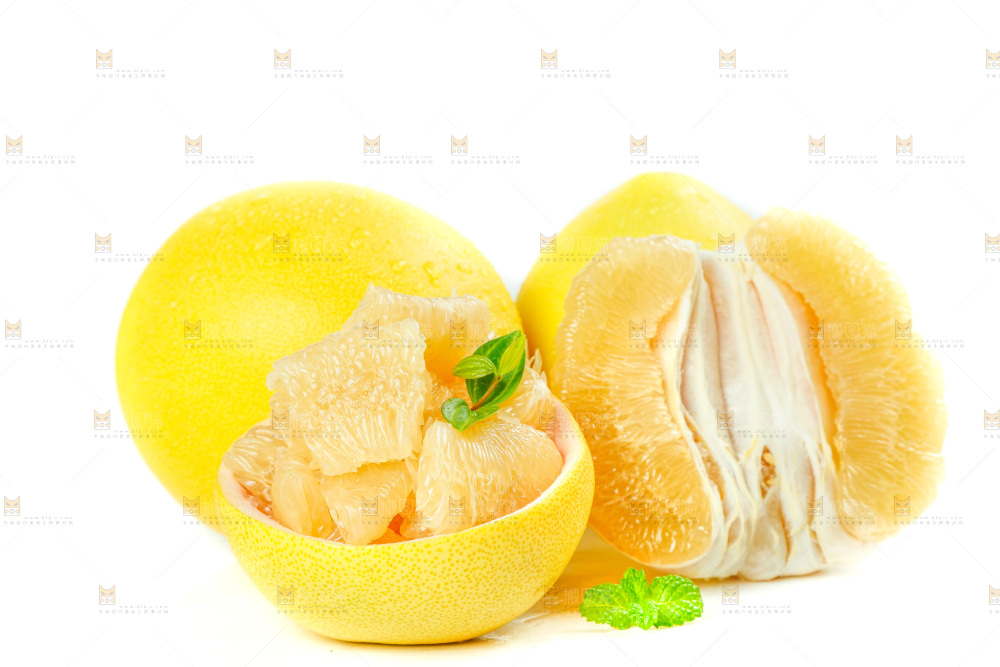 白底上的蜜柚