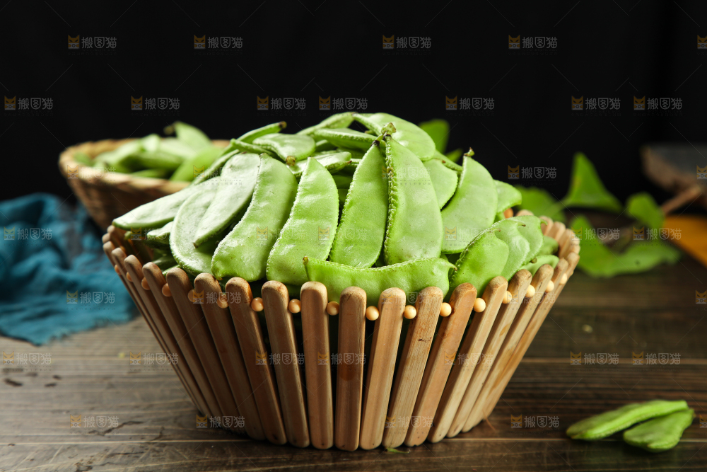 篮子里装着扁豆