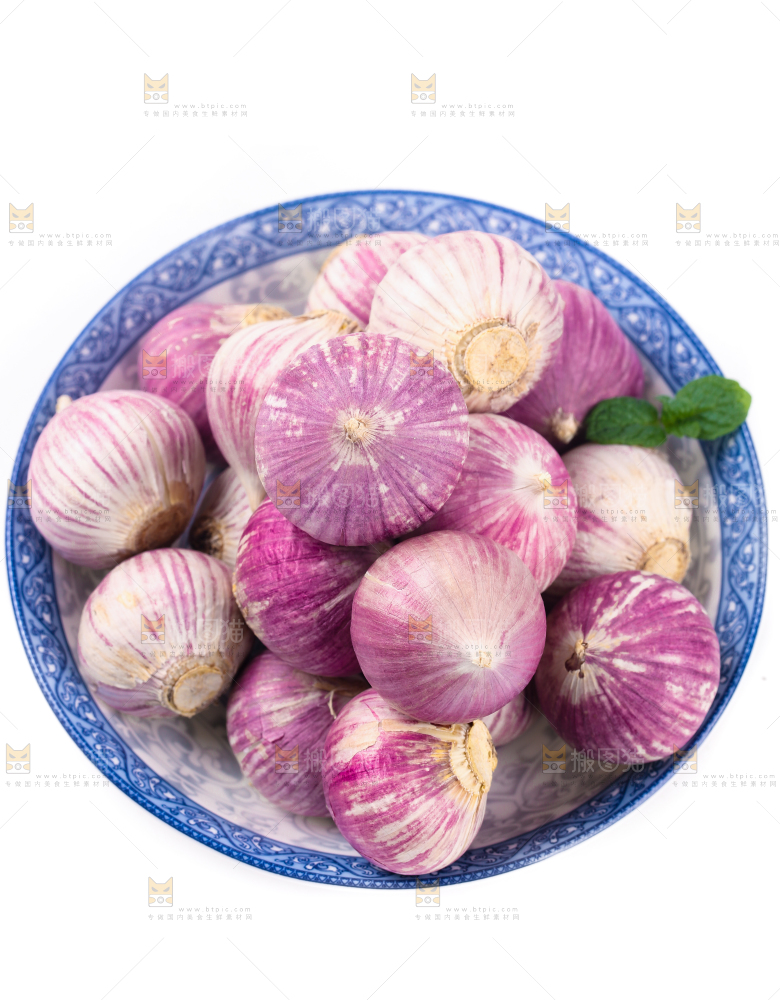 盘子里放着独蒜