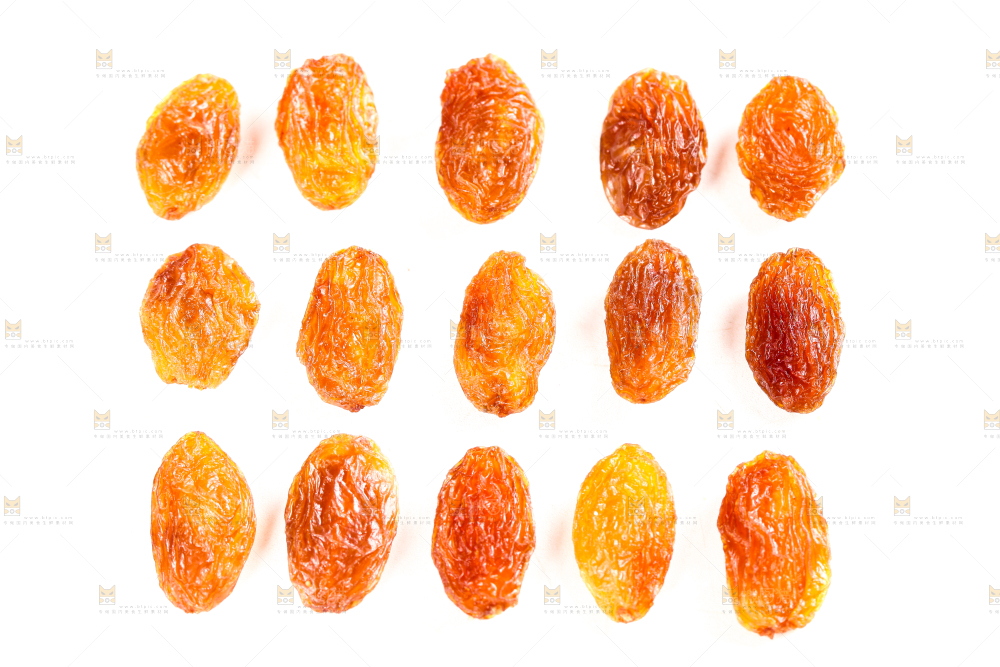 白底上的红玫瑰葡萄干