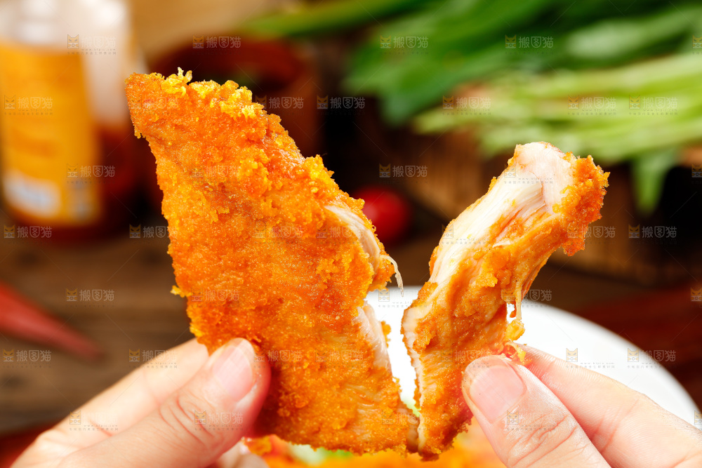 手拿炸鸡排