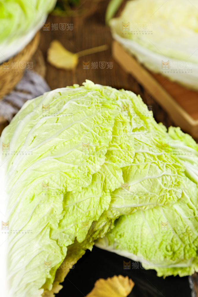 黑石板上的大白菜