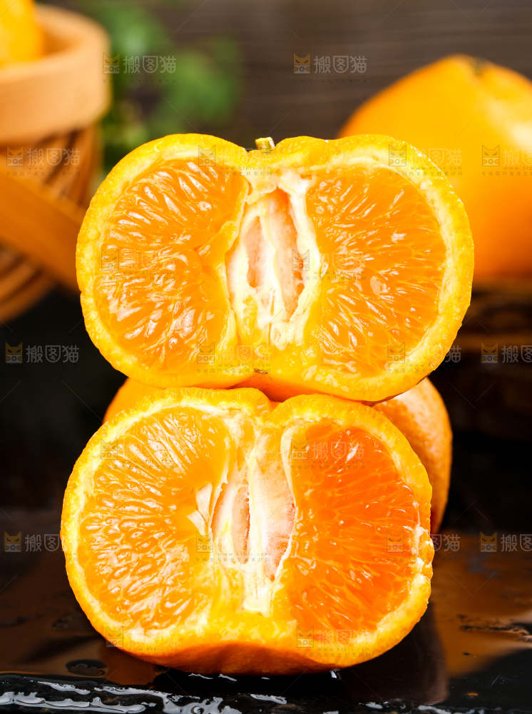 黑石板上的椪柑橘