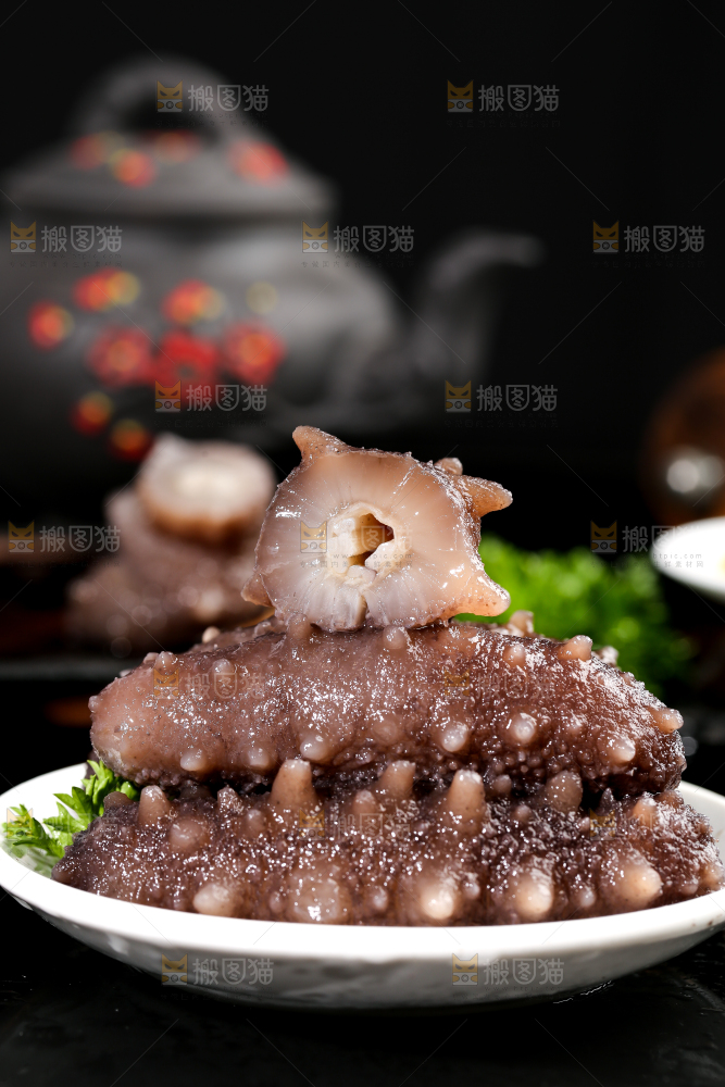 盘子里的海参