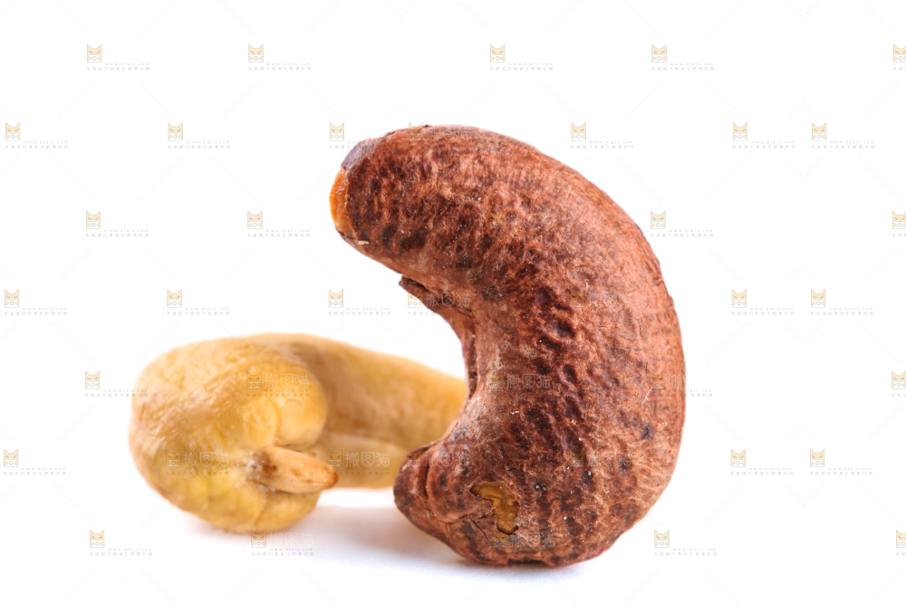 白底上的腰果