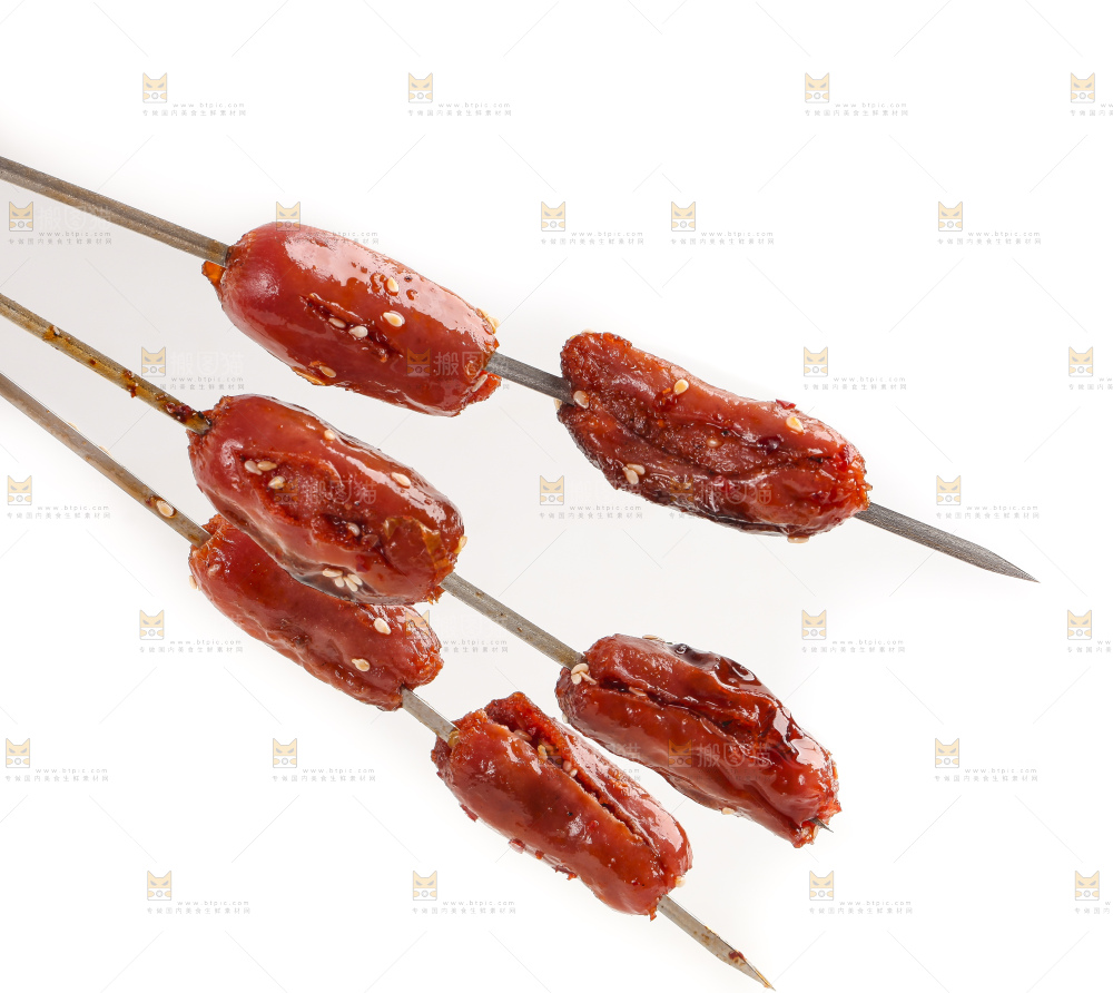 签子上串着脆皮肠串