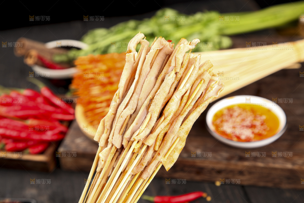 签子上串着肉串
