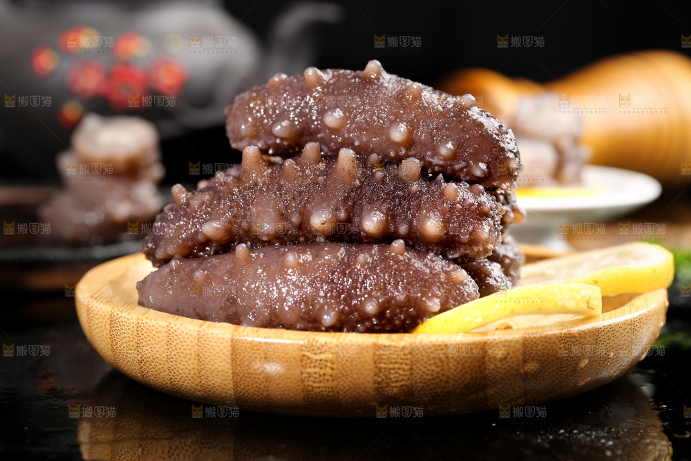 盘子里的海参