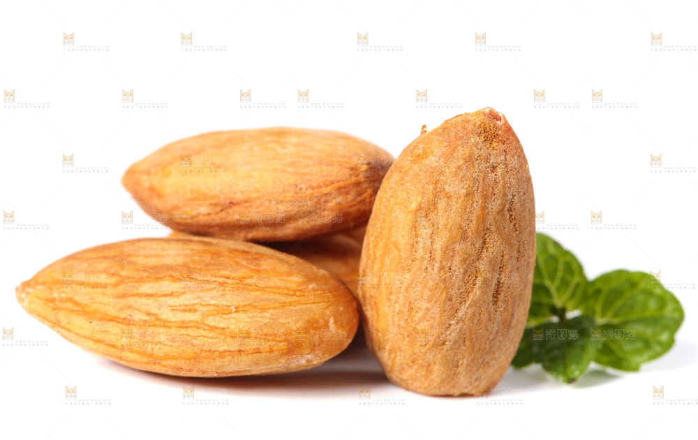 白底上的巴旦木