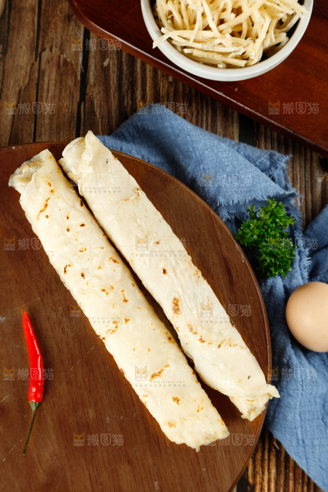 木底上的煎饼