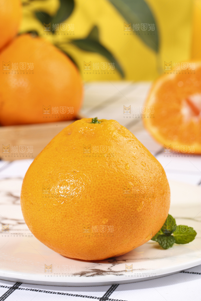盘子里的春见