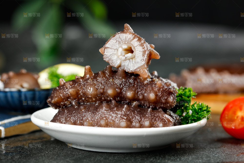 盘子里的辽参