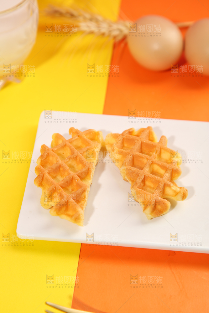 盘子里的华夫饼干