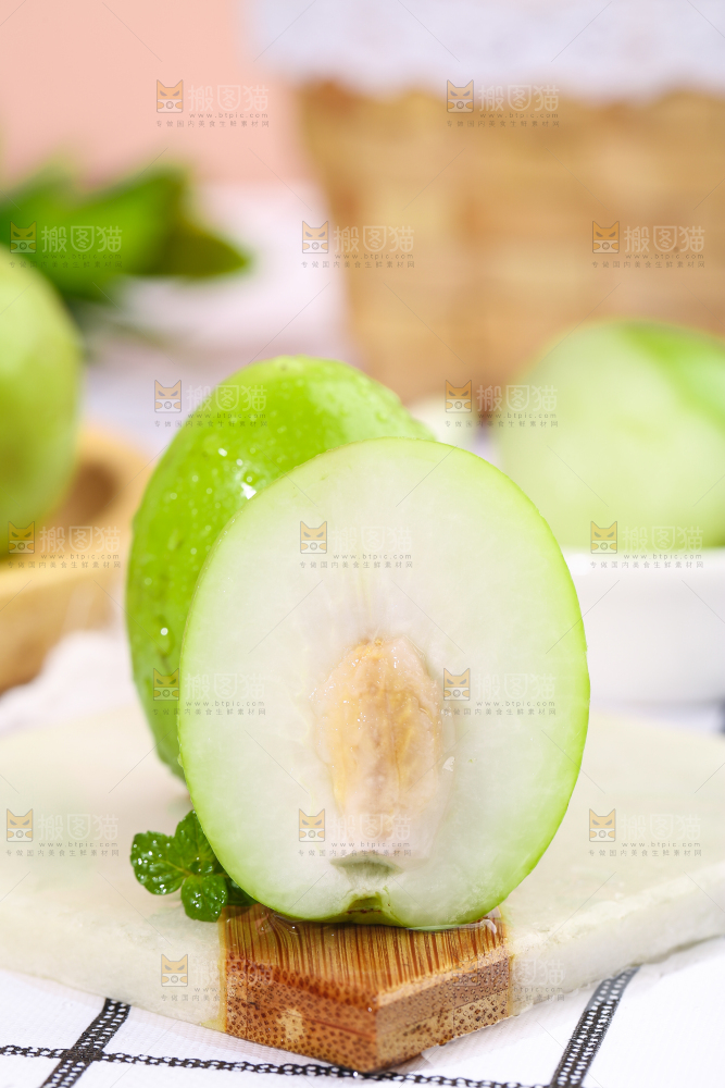 石板上的台湾牛奶枣