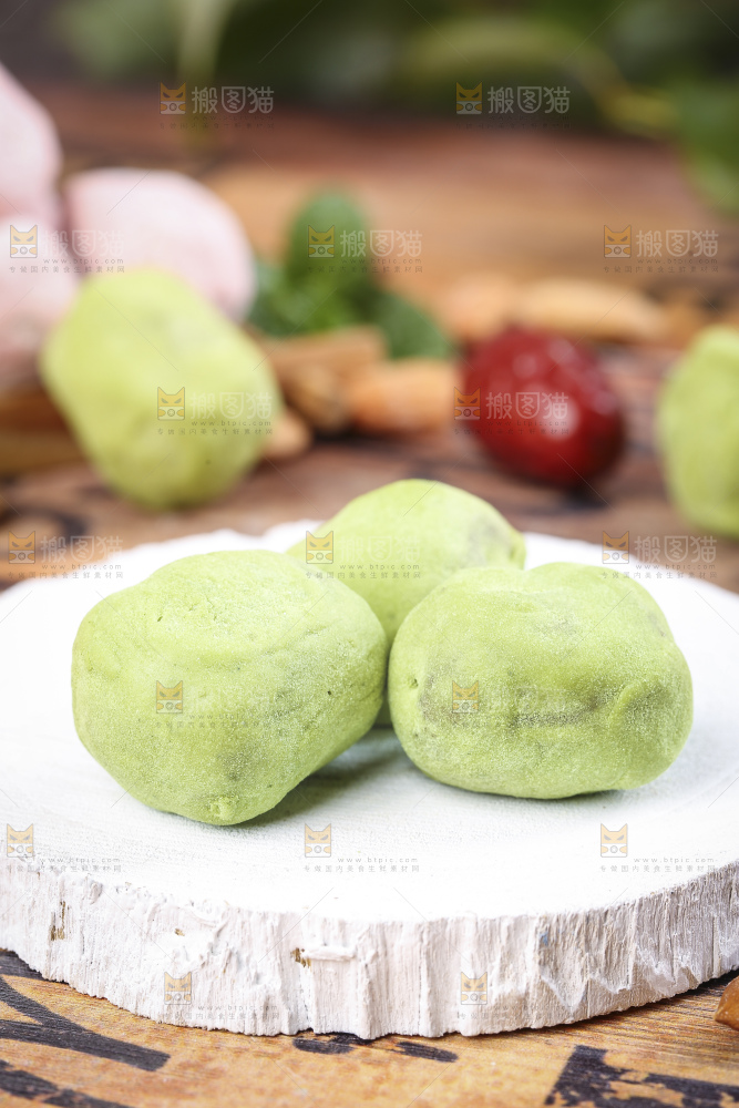 木底上的抹茶味奶枣