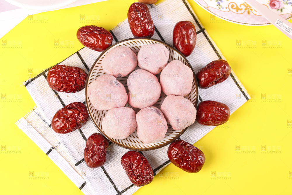 草莓奶枣
