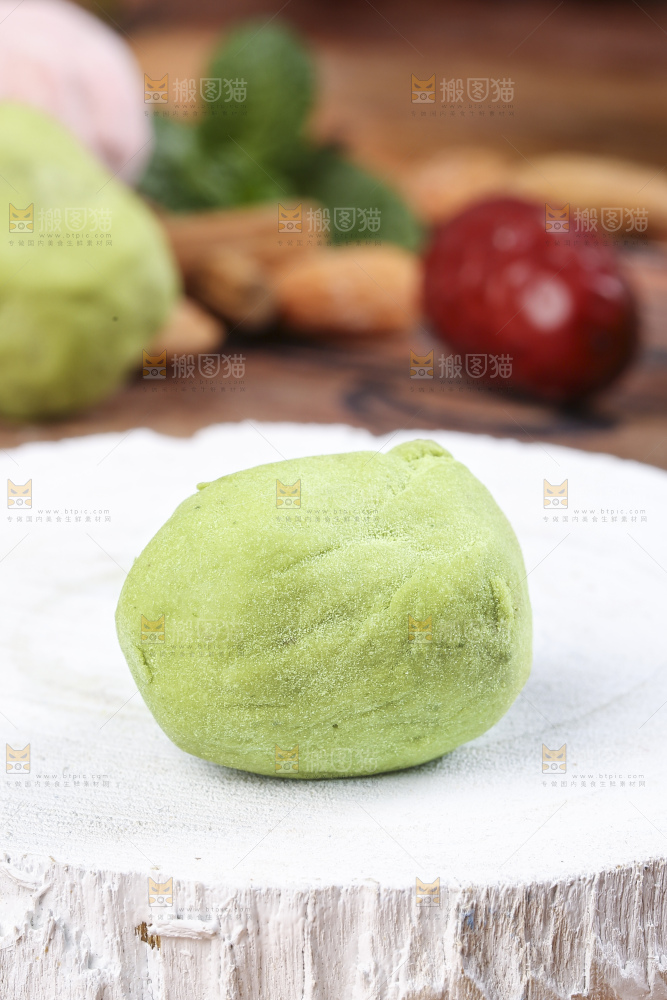 木底上的抹茶味奶枣