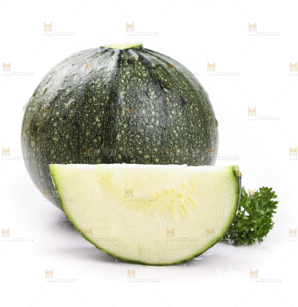 白底上摆放着花皮小南瓜