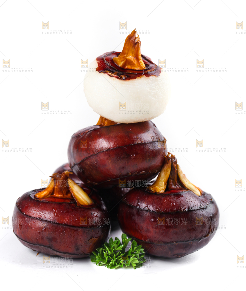 白底上摆放着乐昌北乡马蹄