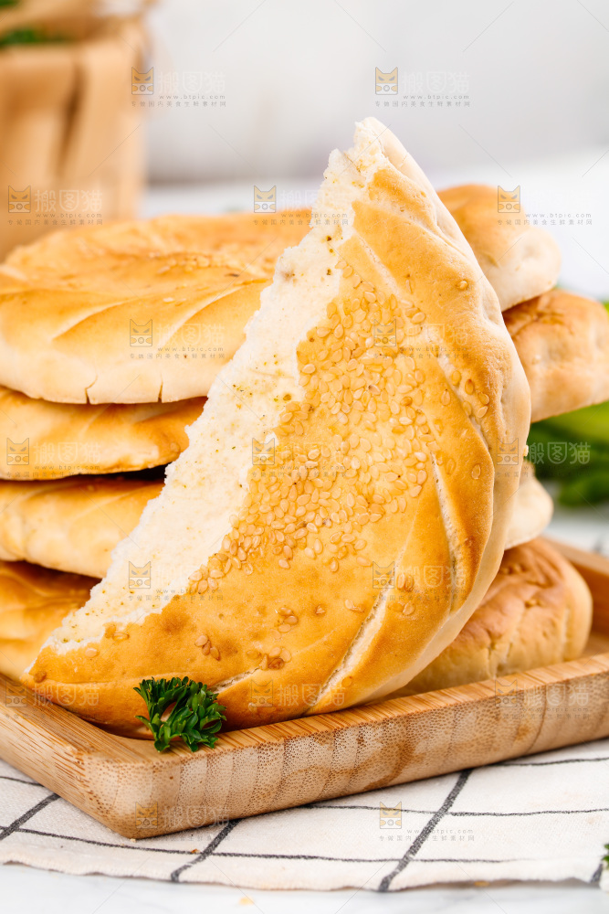 白格子底上的河南吊炉烧饼