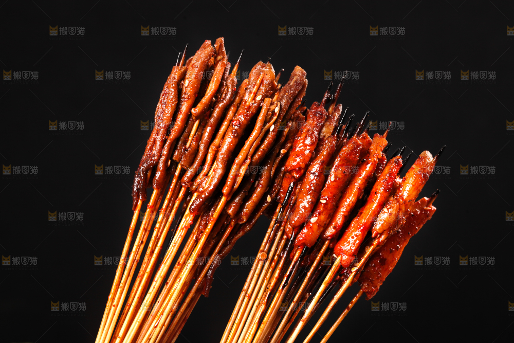 深底上的烤串