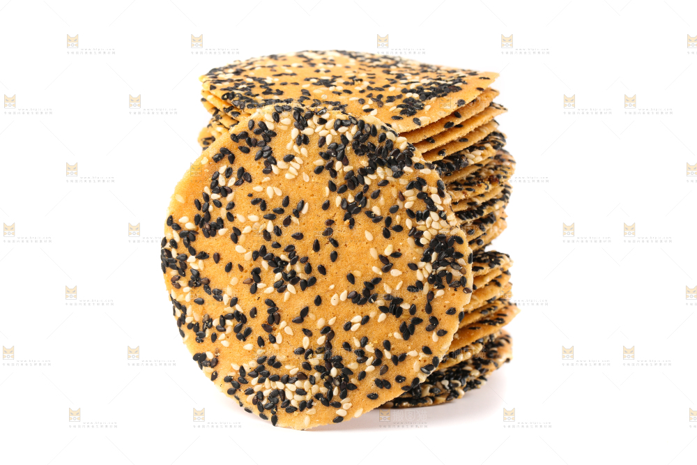 白底上的香酥脆煎饼