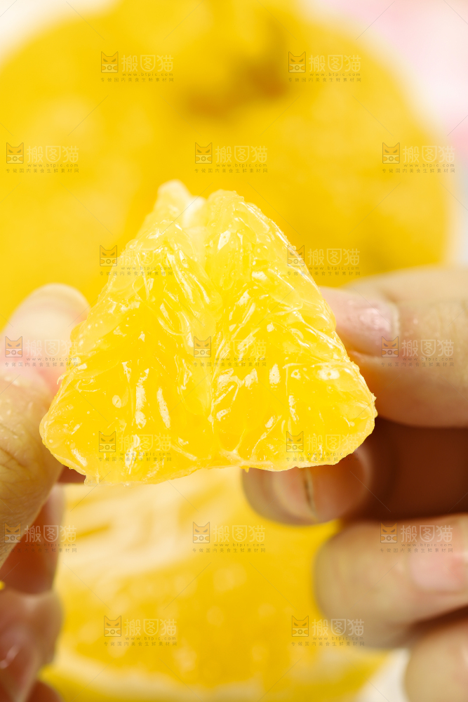 手里拿着不知火
