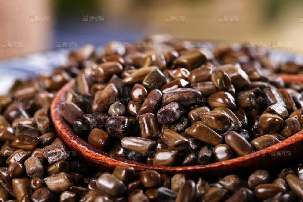 勺子里的草决明