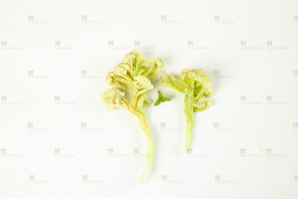 白底上的农家自制花菜干