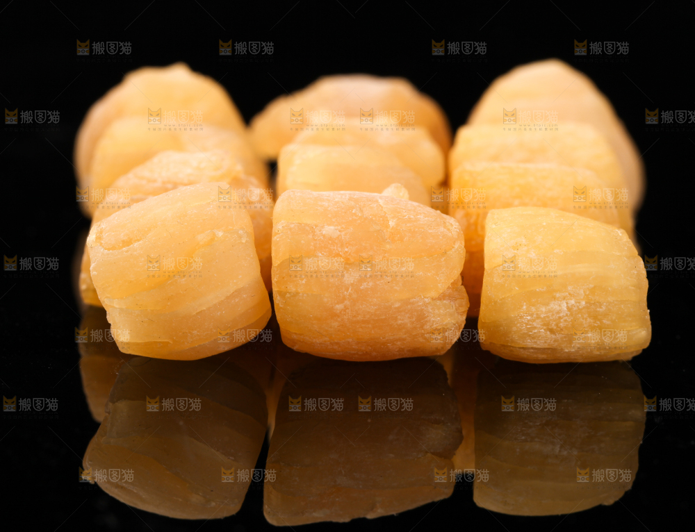深底上放着湛江干贝