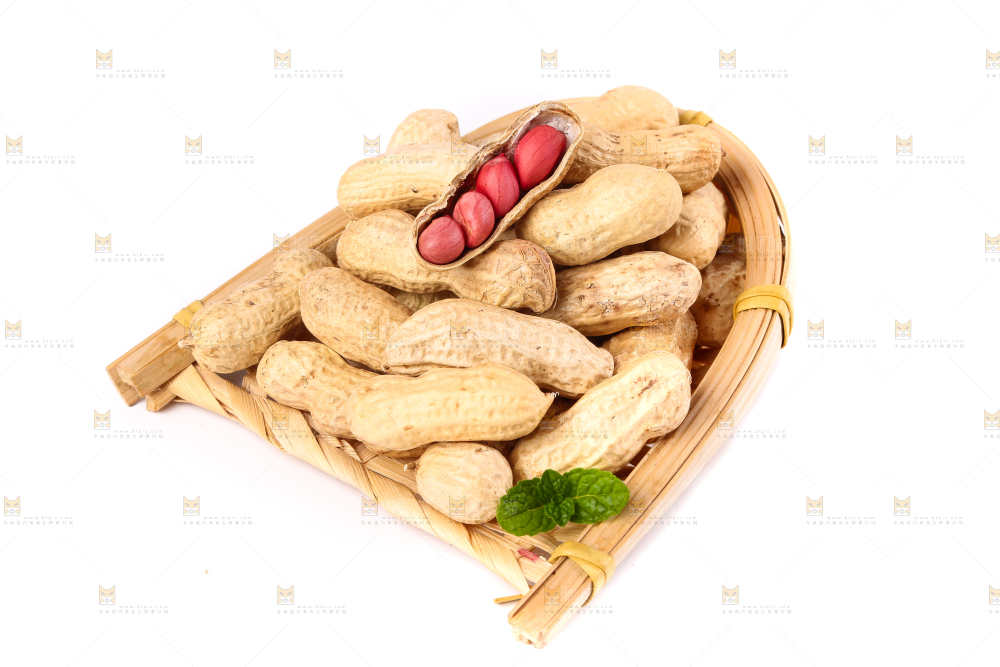 麻袋里装着花生仁