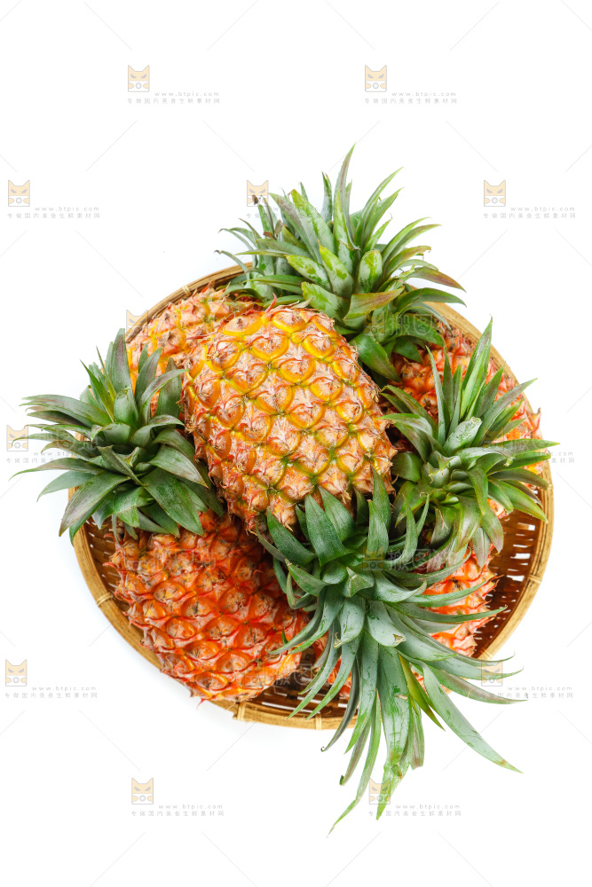盘子里的手撕凤梨