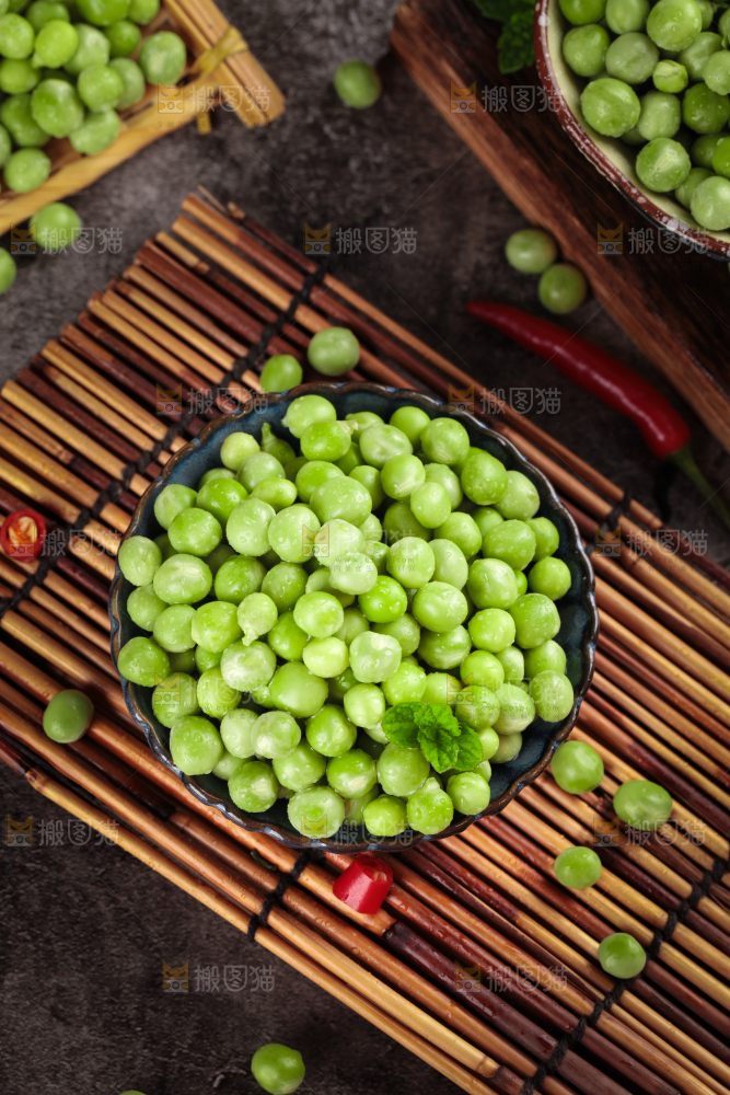 竹底上的农家豌豆
