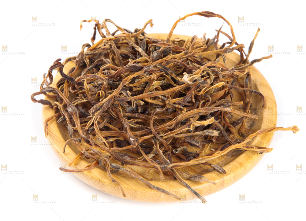 白底上的豆角干