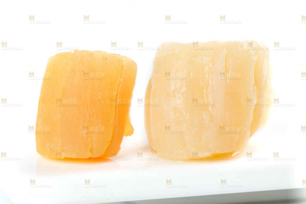 盘子里的瑶柱