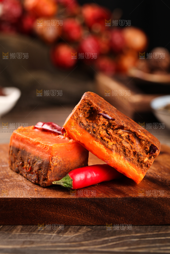 木底上的麻辣火锅底料