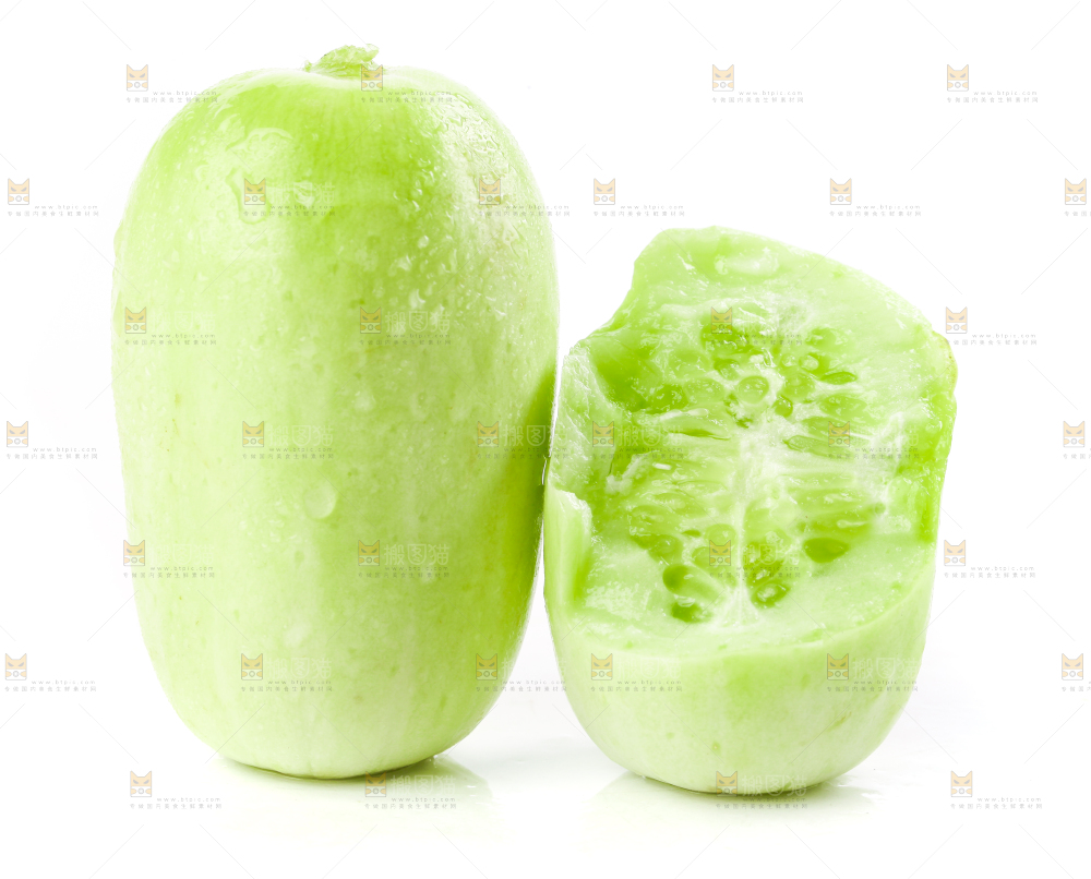 白底上的拇指小黄瓜