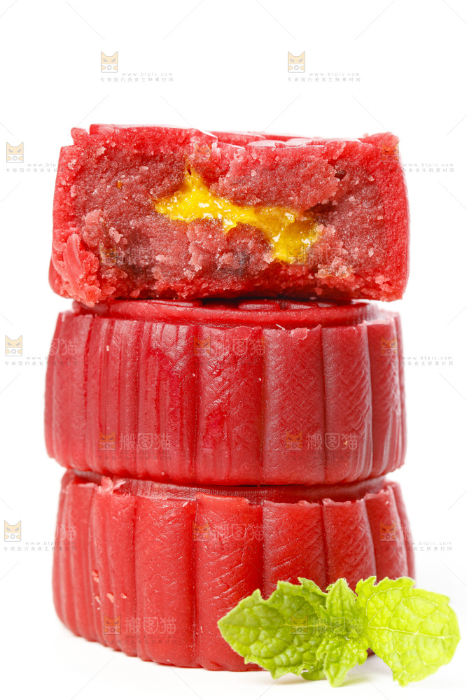 白底上的流心月饼
