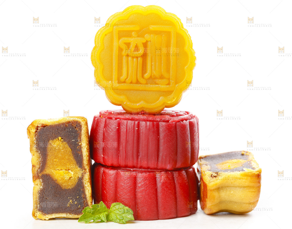 白底上的流心月饼