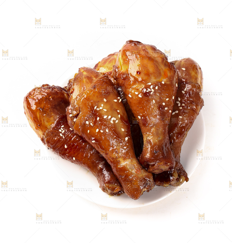 叶子上放着红烧鸡腿