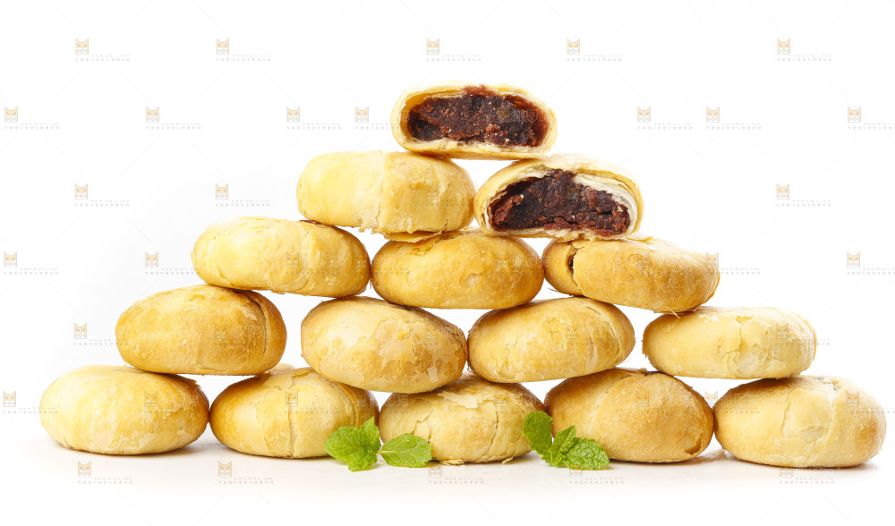白底上摆放着一堆苏式月饼