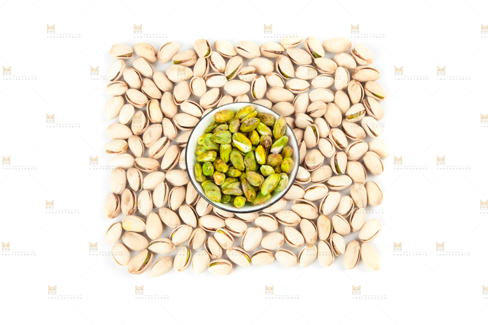 白底上的坚果素材