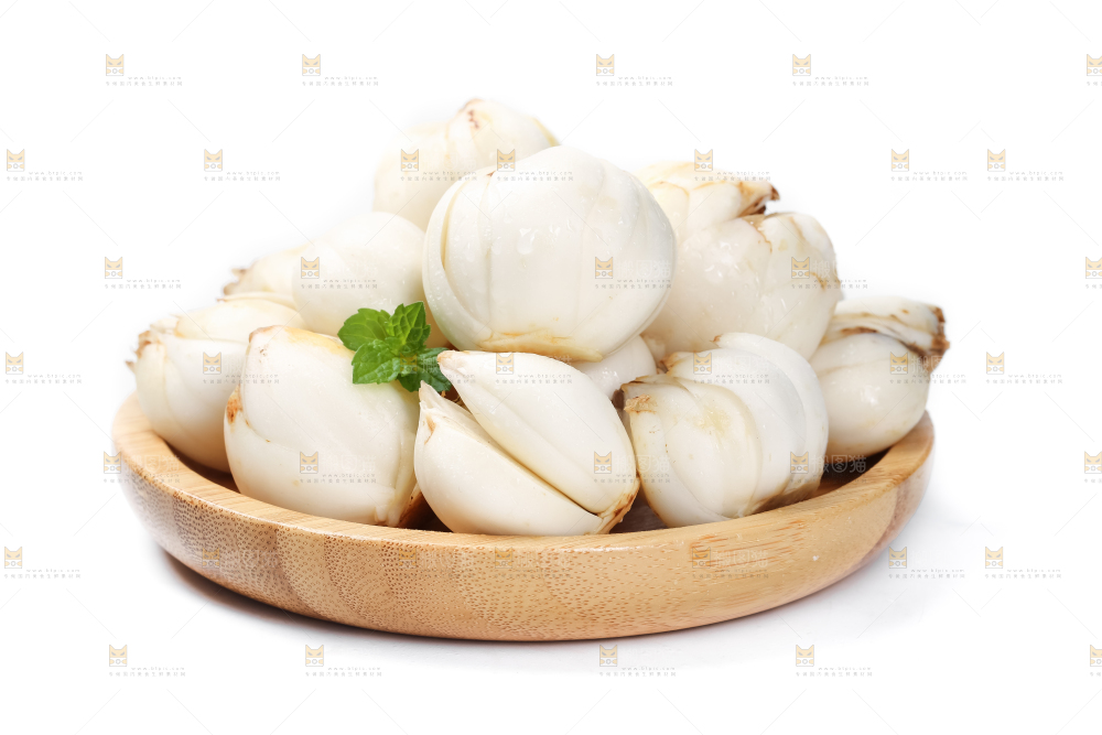 碟子里装着百合