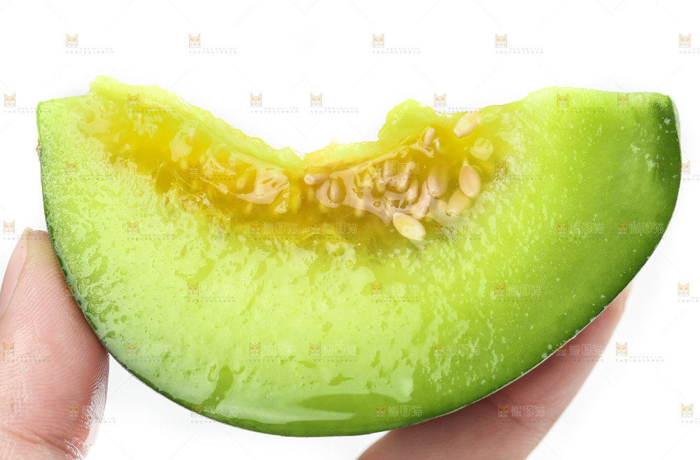 手里拿着绿宝香瓜
