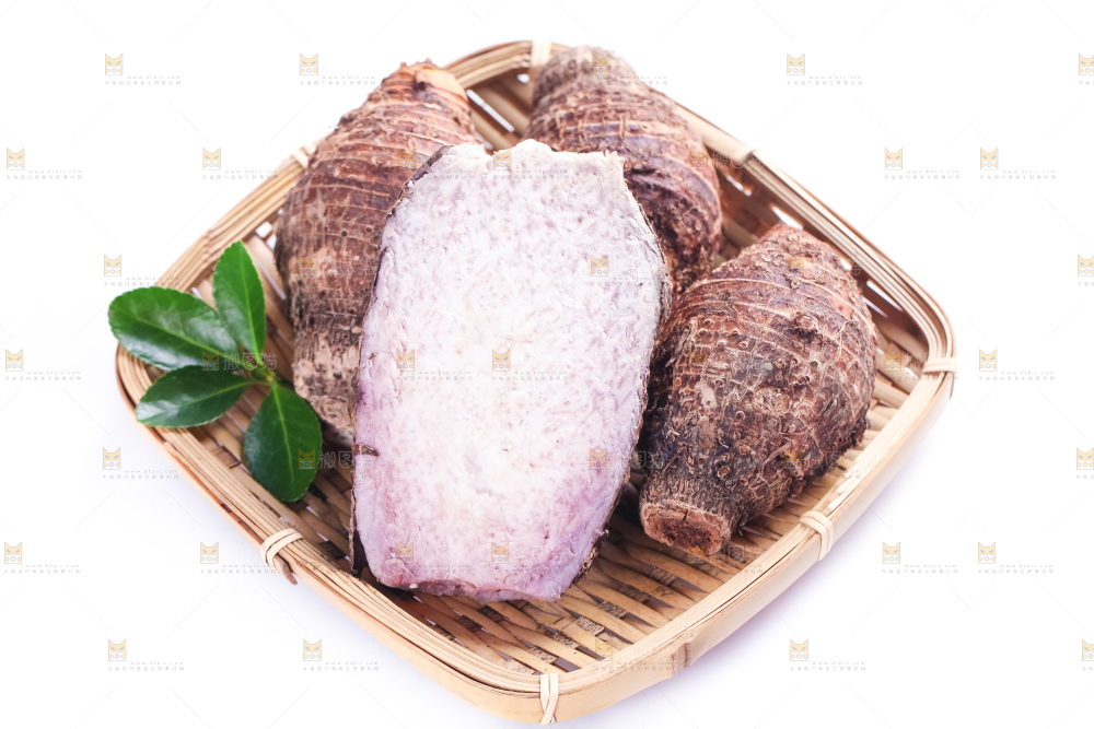 篮子里装着芋头