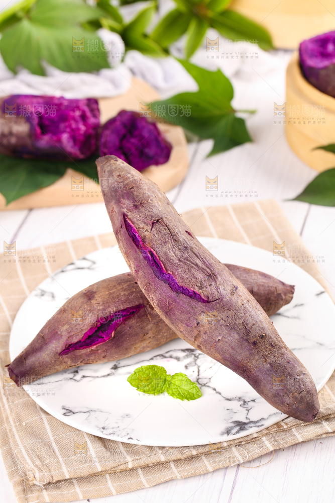 浅底上的板栗紫薯
