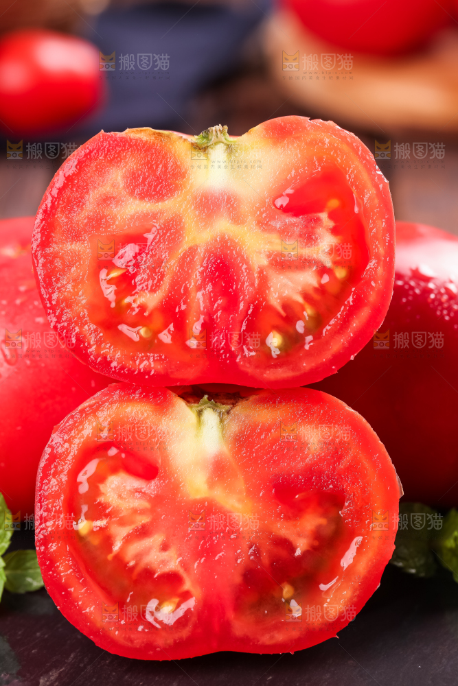 深底上的大番茄